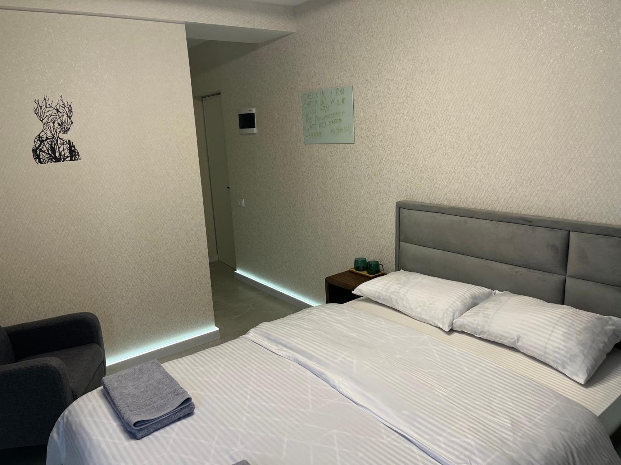 77/5 Hotell Chişinau Exteriör bild